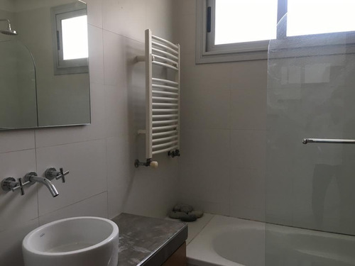 Imagen 10 de 23 de Departamento - Quilmes
