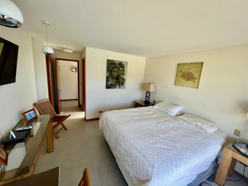 Departamento En Venta De 4 Dorm. En La Serena