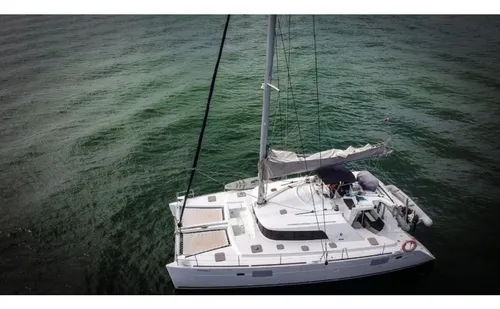 Encantador Catamaran Para Renta Por Día