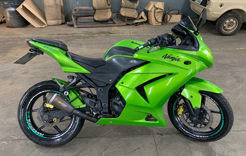 Vendo Troco Ninja 250r