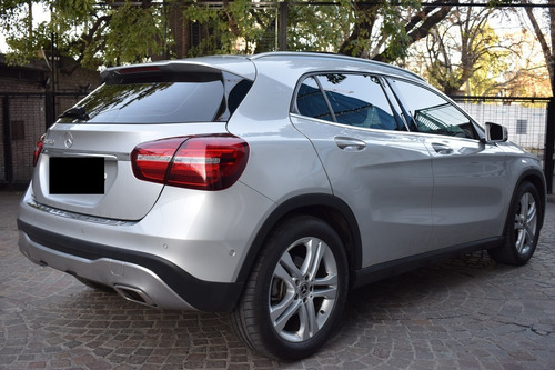 Mercedes Benz Gla200 2019 11.000 Kms
