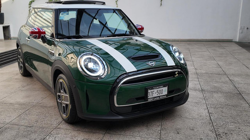 Mini Cooper Se Iconic (automatico) Color White Silver