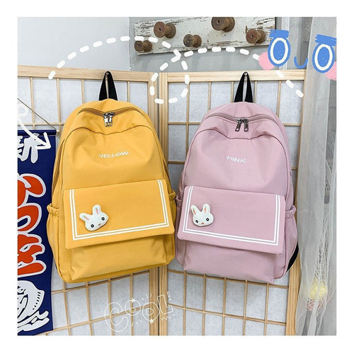 Mochila casual impermeable para mujer con adorno de color amarillo, diseño de tela lisa