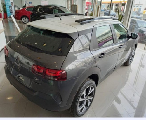 Imagen 10 de 15 de Citroën C4 Cactus 115 At6 Shine Bi Tono Patentado