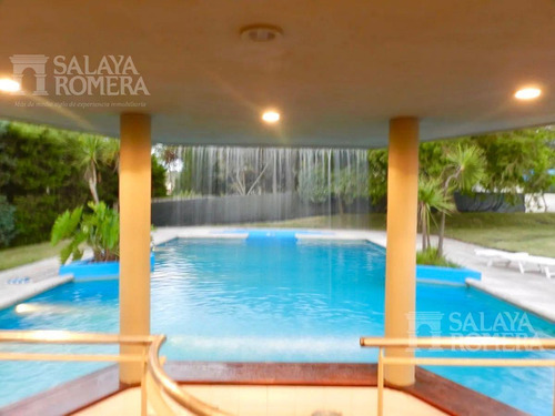 Imagen 4 de 9 de Alquiler Temporal Casa - 4 Dormitorios 4 Baños Con Pileta - Punta Del Este - Ref: 4408324