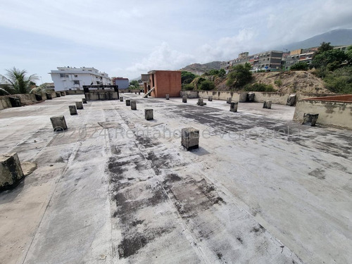 Edificio Comercial / Residencial (3 Niveles/ Obra Gris) Venta Weekend Mls-25-525