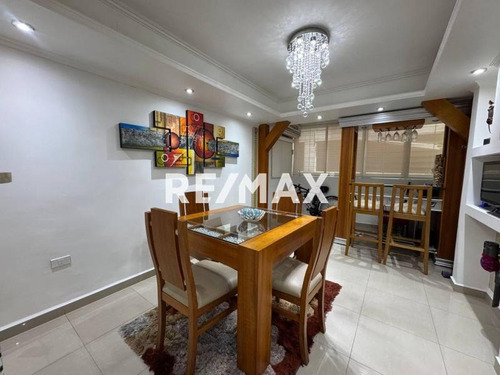 Apartamento En Venta En Urbanización Base Aragua