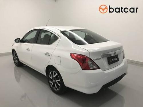 Nissan Versa 1.6 16v Flex Sl 4p Manual