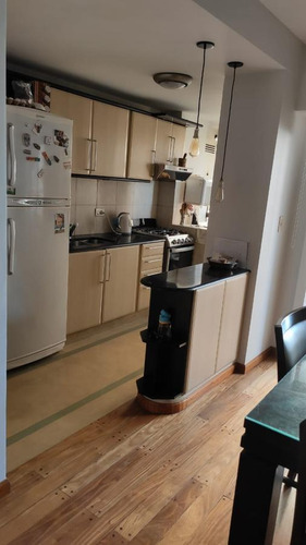 Imagen 9 de 23 de Departamento Venta 2 Dormitorios Cochera 2 Balcones 76 Mts 2 Totales Amoblado - La Plata