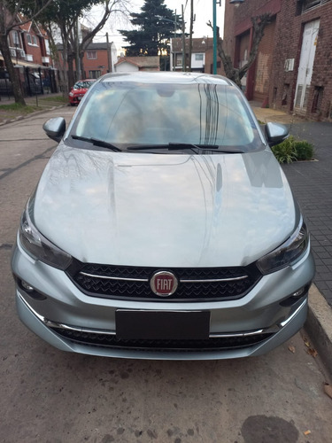 Imagen 18 de 20 de Fiat Cronos 1.8 16v Precision At6 Pack Premium