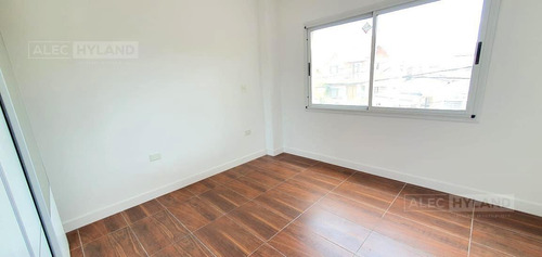 Imagen 27 de 30 de Casa 4 Ambientes En Venta - Mart.-santa Fe/fleming