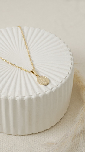 Imagen 2 de 3 de Cadena 45cm + Dije Virgen Guadalupe Pequeño Oro Laminado 18k