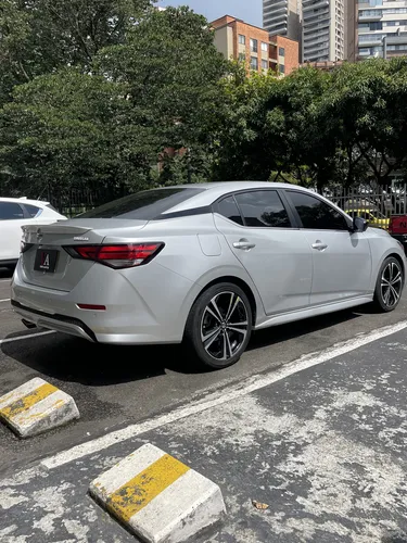 Nissan Sentra 2023 Automatico
