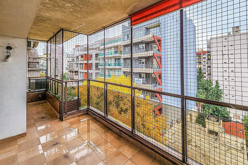 Venta Departamento 4 Ambientes Amplio Piso 2 Cocheras Flores