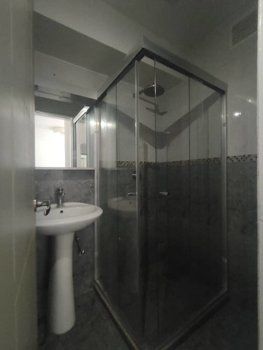 Imagen 11 de 16 de Leal Pérez Vende Apartamento Chimeneas, Vista Al Parque