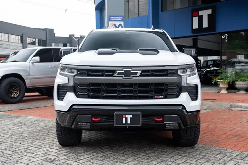 Chevrolet Silverado 5.3 Z71 4X4 At