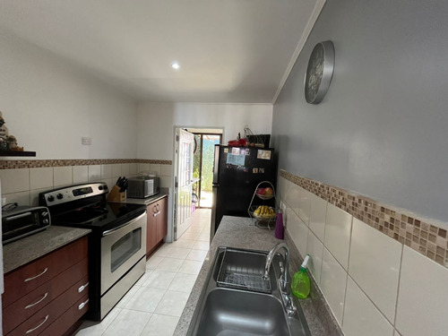 Imagen 2 de 17 de Venta Casa En Condominio Vila Del Sendero, Santa Lucia De Barva, A 5 Minutos Del Parque Central Heredia