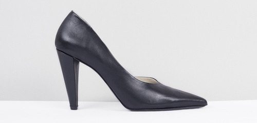 Zapatos Stilettos De Cuero Negro- Marca Maria Cher Número 39