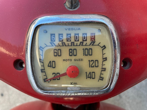 Imagen 2 de 12 de Guzzi Lodola 235