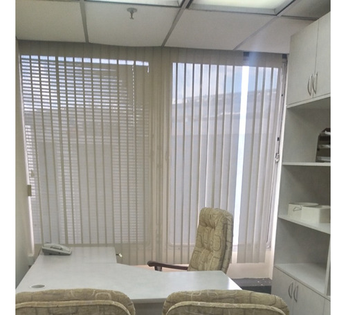 Vendo Oficina 172, M2, 1 Pto, 1 Baño Torre Europa, Campo Alegre
