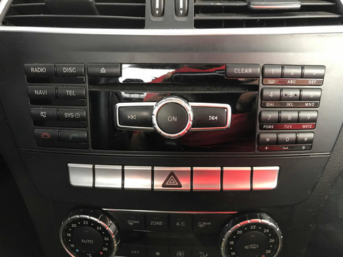 Central Rádio Multimídia  Mercedes Benz C180 2012