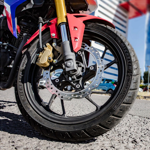 Caucho Para Moto 140/70-17 Mc 66s Pilot Street 2 R Michelin