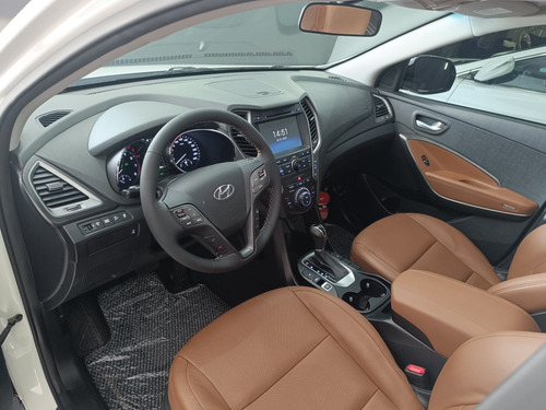 Hyundai Santa Fe 3.3 7l 4wd Aut. 5p