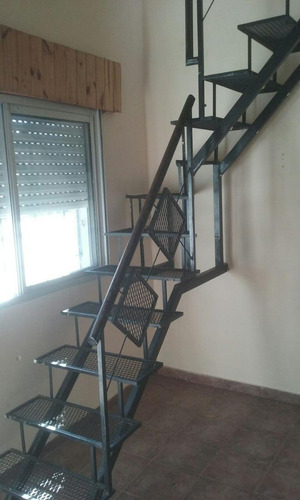 Imagen 3 de 7 de Tipo Casa En 2 Plantas