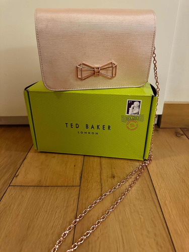 Cartera Ted Baker Con Moño 3d En Rosado Importada