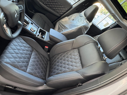 Mitsubishi Outlander 2.5 Gls At Full
