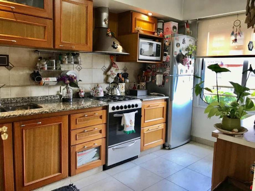 Imagen 5 de 10 de Departamento En Venta En Castelar Norte