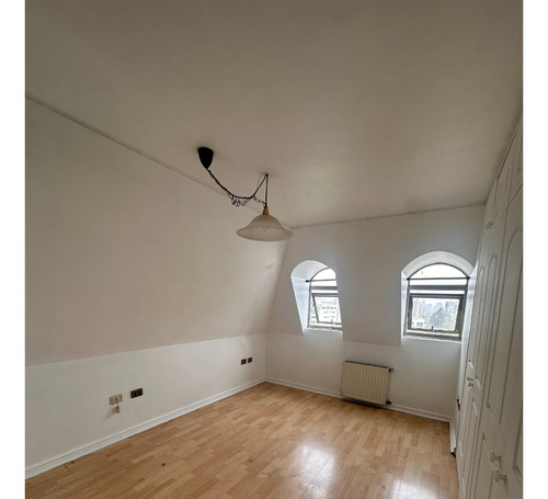 Duplex Marchant Pereira 3d, 2b, 1e, 1b