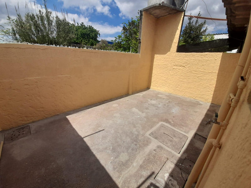 Apartamento 2 Dormitorios En Alquiler En Piedras Blancas U$s45000