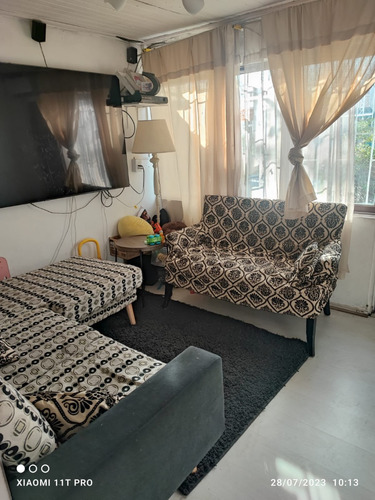 Casa Un Piso, En Buena Ubicación, Cercano A Colegios Y Mall