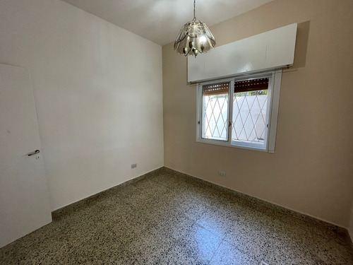 Imagen 12 de 14 de Alquiler Casa Tipo Ph 4 Ambientes En La Tablada Con Patio Sin Expensas