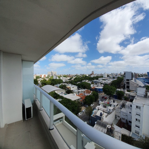 -apartamento 1 Dormitorio, Balcón, Garage, La Blanqueada.