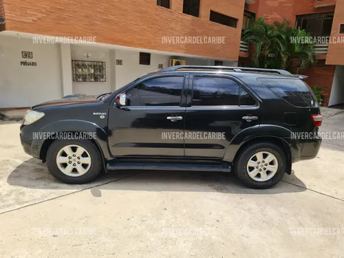 Toyota Fortuner 3.0 Sr5