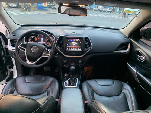 Imagen 12 de 12 de Jeep Cherokee Trailhawk 3.2 V6 270cv At9