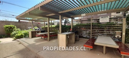 Departamento En Venta De 1 Dorm. En Independencia