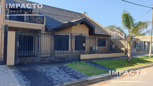 Casa En Venta Cañuelas Centro