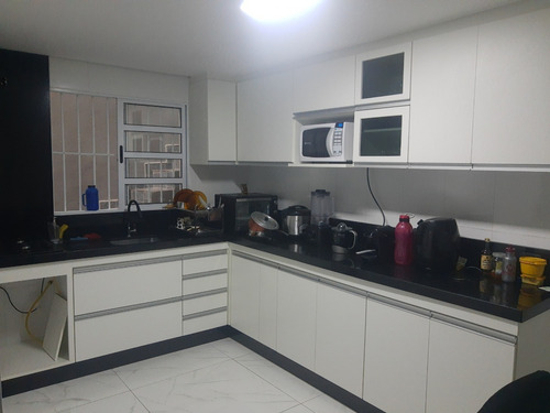 Imagem 13 de 27 de Vendo Sobrado 2 Quartos/suite Na Cohab Adventista (vi685)