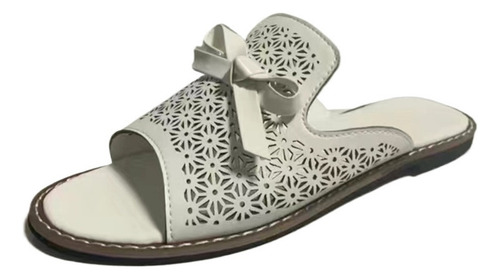 Sandalias De Ocio Para Mujeres En La Playa De Verano