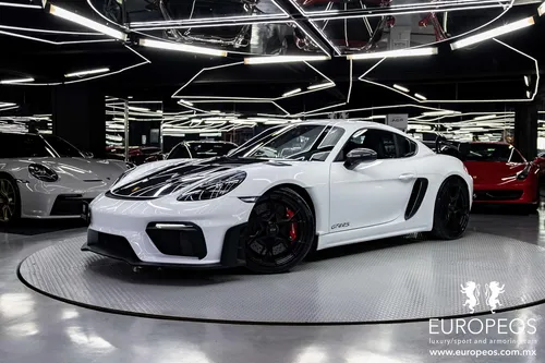 Porsche Gt4 Rs Weissach