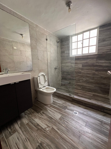 Apartmento En Alquiler En La Urbanizacion Fernandez