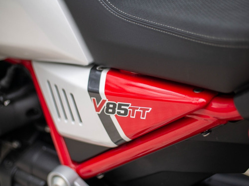 Imagen 8 de 18 de Guzzi V85tt 170 Km Oportunidad Cardanico No Bmw Ktm Honda