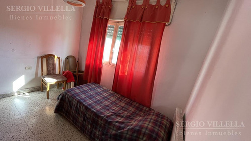 Imagen 21 de 29 de Casa De 4 Dormitorios En Venta En Rosario