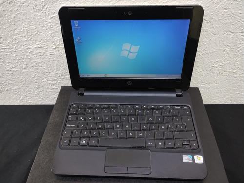 Laptop Hp Mini Mod. 110-3000 Color Blanco Con Detalle 