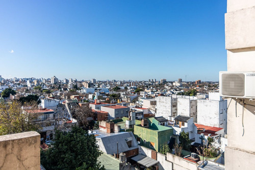 Venta Depto 2 Amb En Flores Cocina Independiente