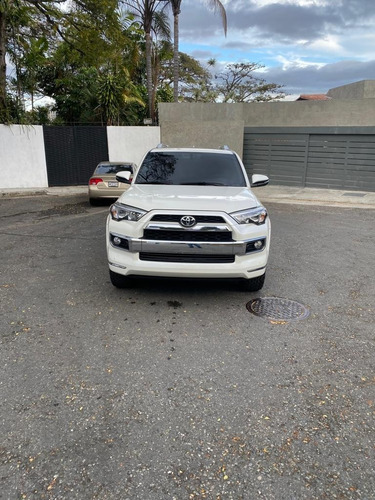 Imagen 2 de 8 de Toyota 4runner