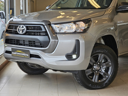 Toyota Hilux Pick-up 2.8 Cd Sr 204cv 4x4 At